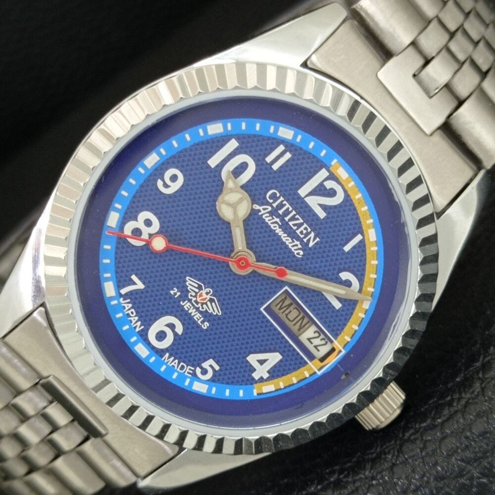 Vintage 1983 Citizen Automatic Mens Silver Watch W/daydate & Blue accents